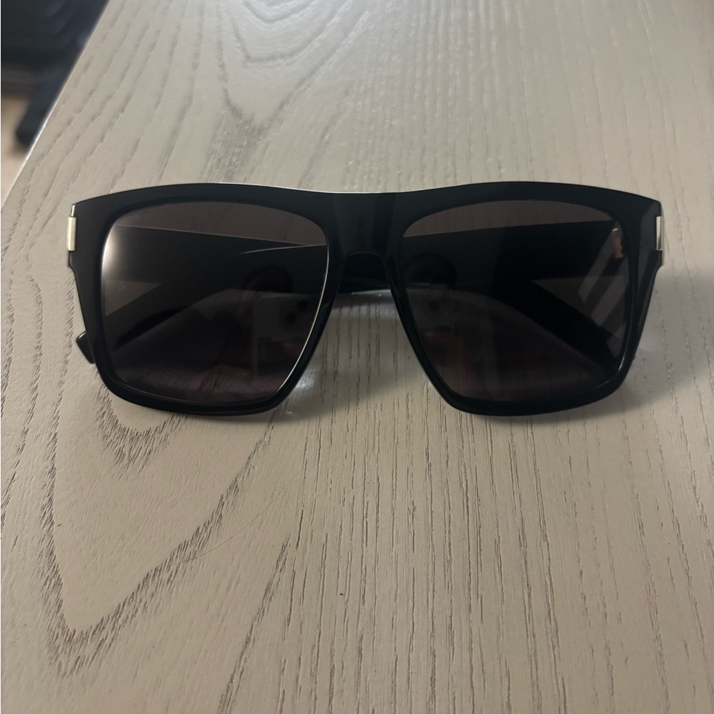 Stylish Black Square Sunglasses